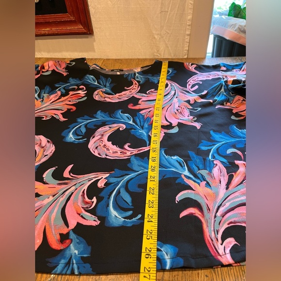 Mark. – Floral Ruffle Sleeve Top – Size 3X - Picture 4 of 8